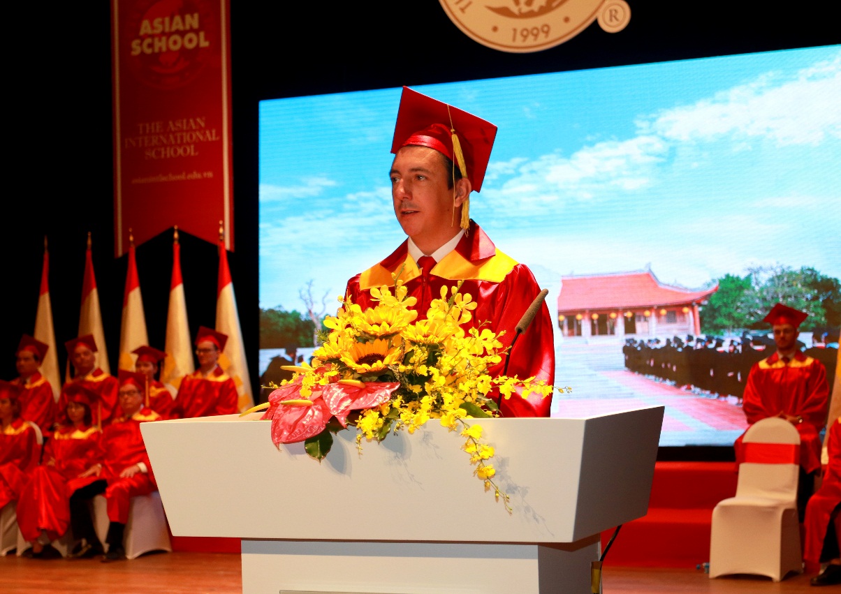 Asian School vinh danh 347 tân tú tài trong lễ tốt nghiệp 2019