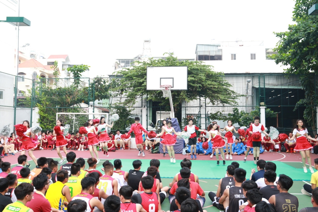 Tưng bừng sắc màu ngày hội thể thao Asian School 2018