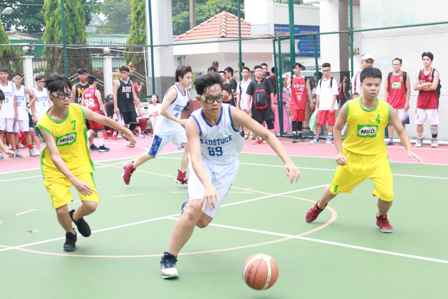 Tưng bừng sắc màu ngày hội thể thao Asian School 2018