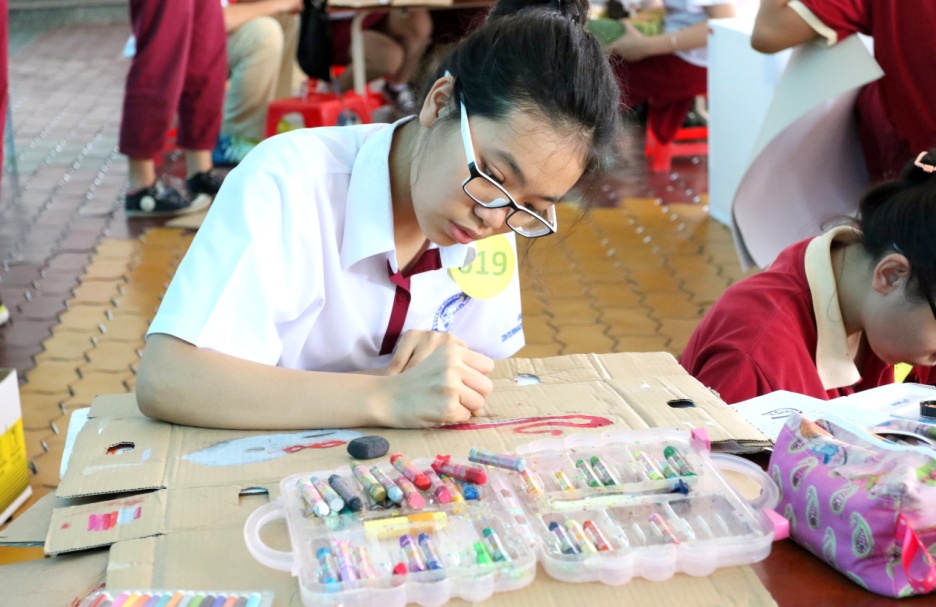 Phát triển năng khiếu mỹ thuật với Let Colors Speak