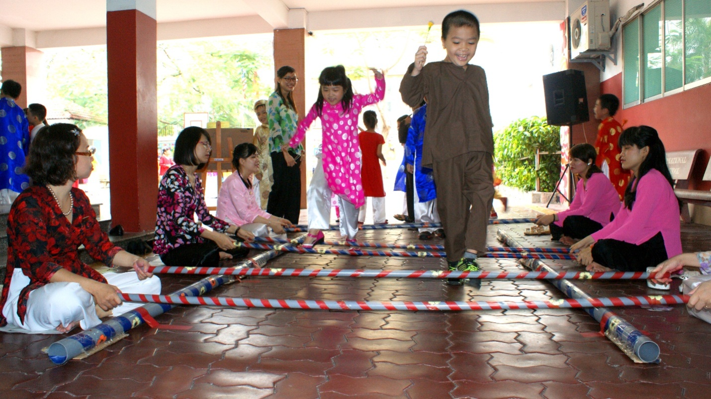 Lễ hội trò chơi dân gian